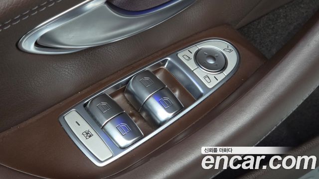 Mercedes-Benz CLS-Class 2021 — photo 24