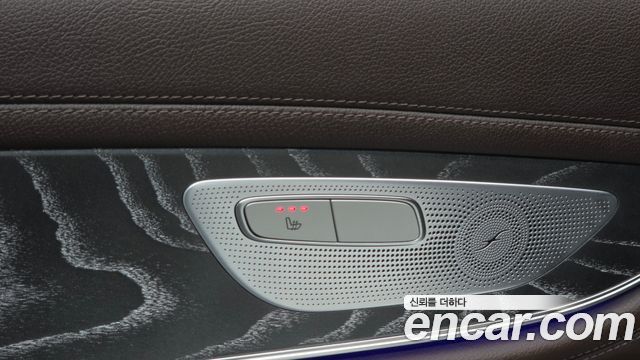 Mercedes-Benz CLS-Class 2021 — photo 27