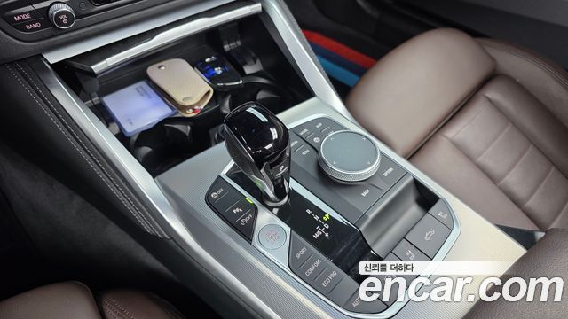 BMW 4-Series 2022 — photo 9