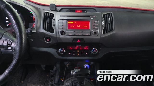 Kia Sportage 2014 — photo 15