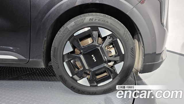 Kia Canival 2025 — photo 7