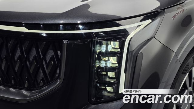 Kia Canival 2025 — photo 8