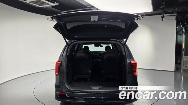Kia Canival 2025 — photo 34