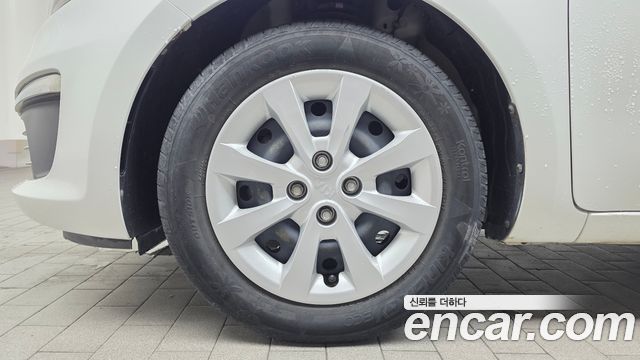 Kia pride 2015 — photo 5
