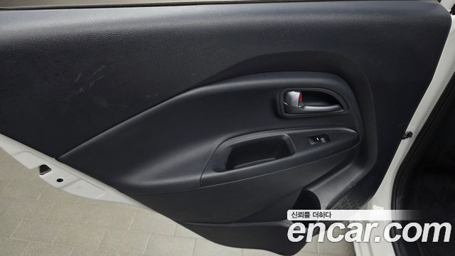 Kia pride 2015 — photo 15