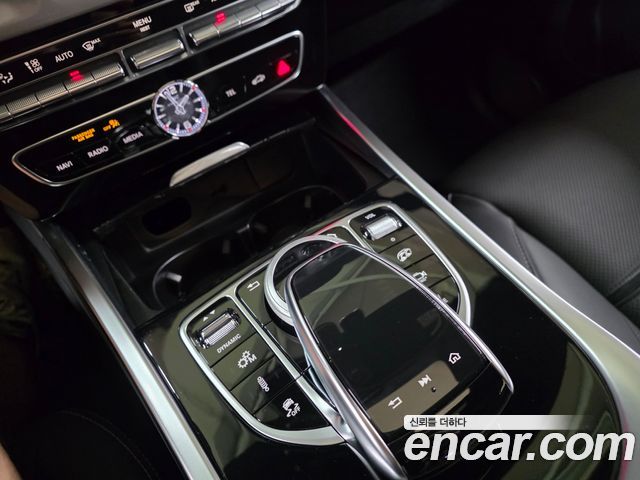 Mercedes-Benz G-Class 2021 — photo 18