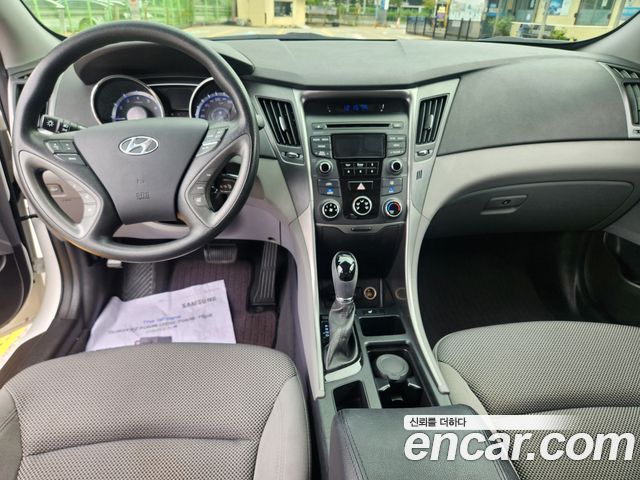 Hyundai Sonata 2013 — photo 8