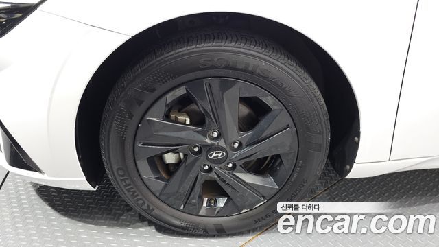 Hyundai AVANTE 2023 — photo 5