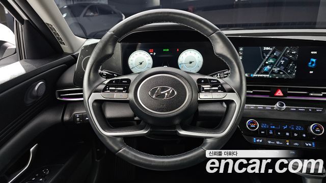 Hyundai AVANTE 2023 — photo 13
