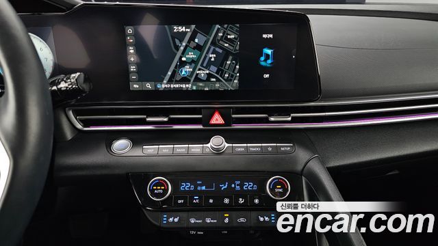 Hyundai AVANTE 2023 — photo 14
