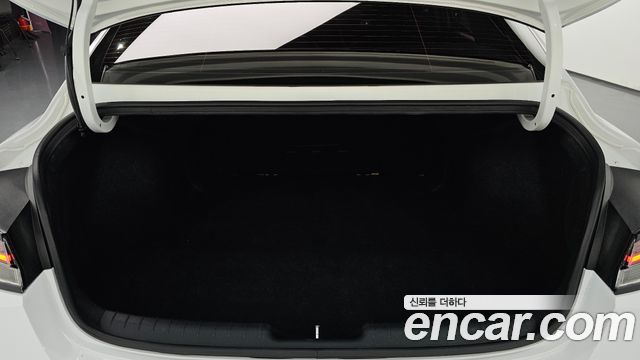 Hyundai AVANTE 2023 — photo 20