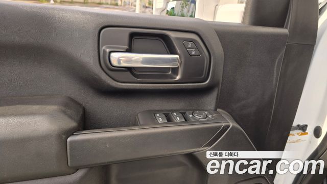 GMC Sierra 2020 — photo 24