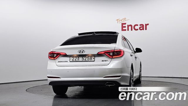 Hyundai Sonata 2016 — photo 4