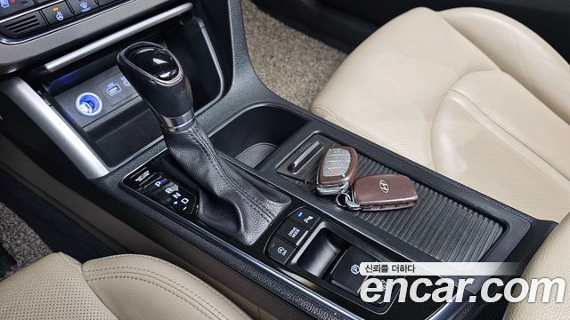 Hyundai Sonata 2016 — photo 12