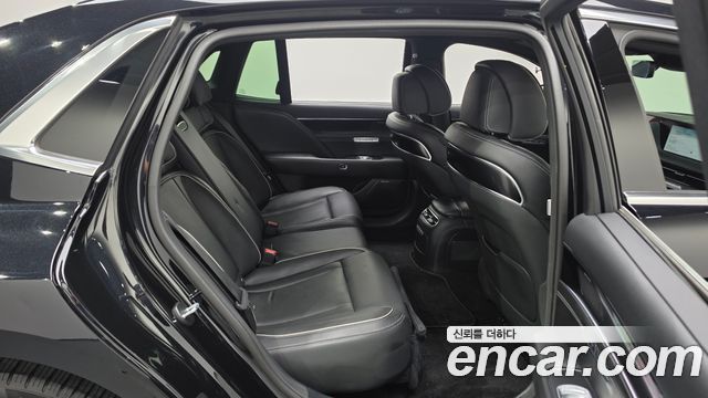 Genesis G90 2023 — photo 17
