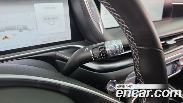 Genesis G90 2023 — photo 38