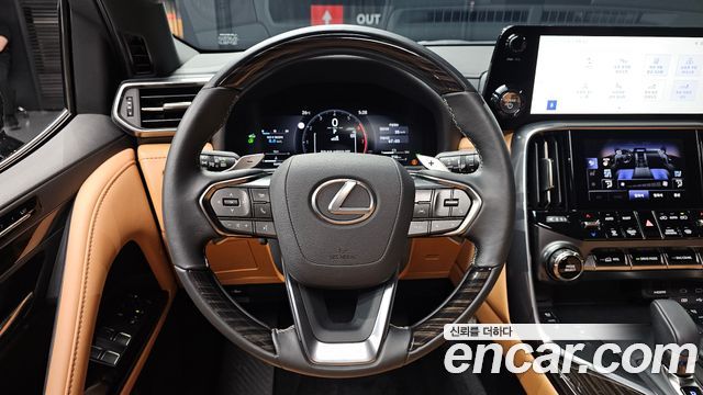 Lexus LX 2025 — photo 13