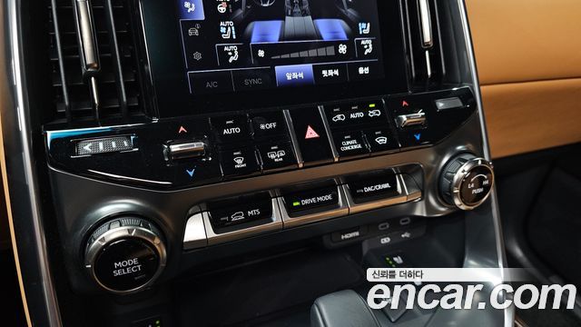 Lexus LX 2025 — photo 20