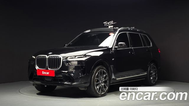 BMW X7 2025 — photo 1