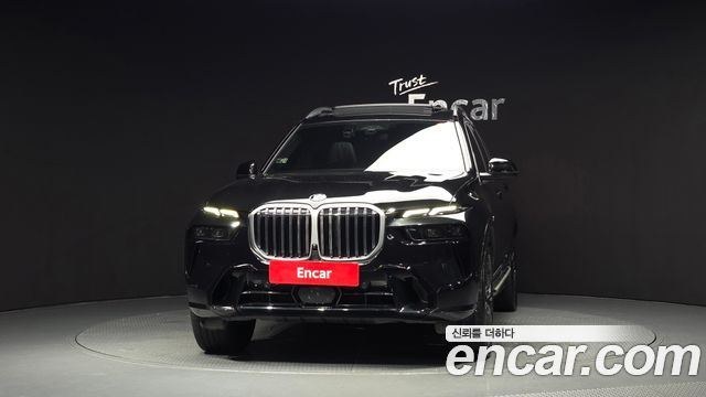 BMW X7 2025 — photo 3