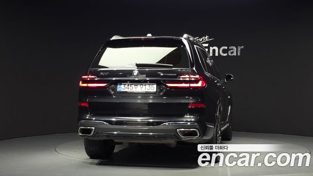 BMW X7 2025 — photo 4