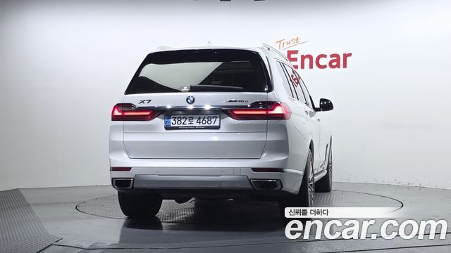 BMW X7 2022 — photo 4