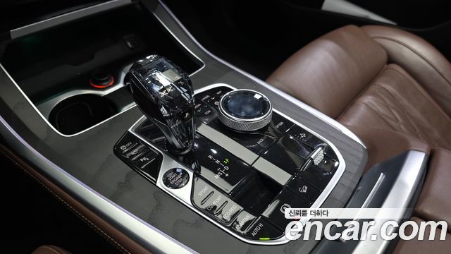 BMW X7 2022 — photo 12
