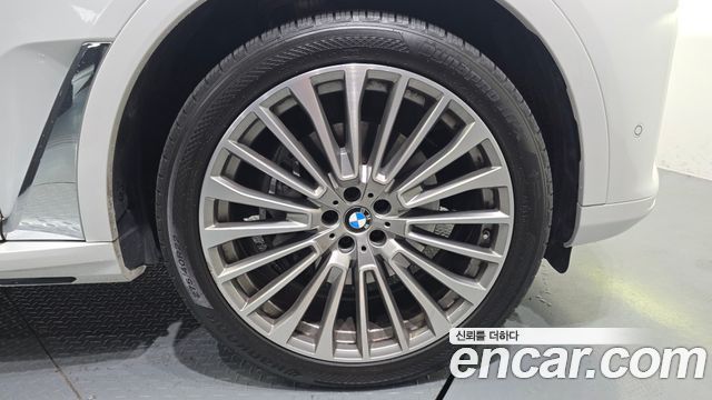 BMW X7 2022 — photo 7
