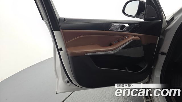 BMW X7 2022 — photo 14