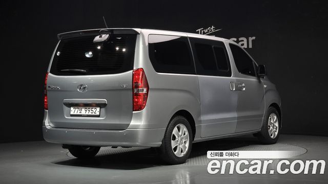 Hyundai Starex 2020 — photo 2