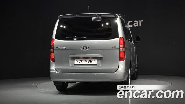 Hyundai Starex 2020 — photo 4