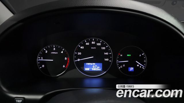 Hyundai Starex 2020 — photo 8