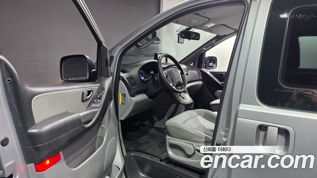 Hyundai Starex 2020 — photo 10