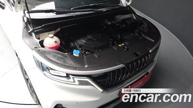 Kia Canival 2021 — photo 6