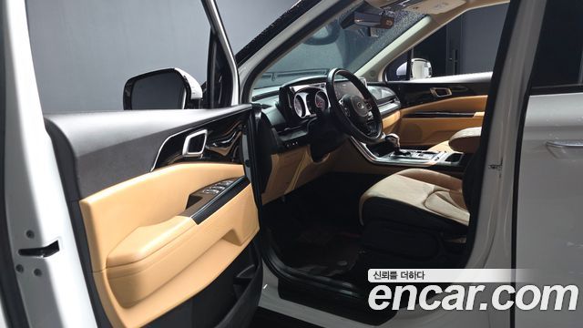 Kia Canival 2021 — photo 13
