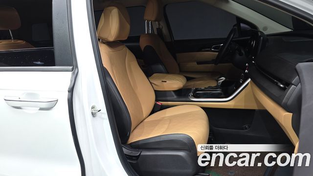 Kia Canival 2021 — photo 17
