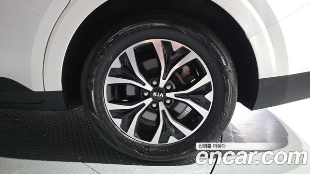Kia Canival 2021 — photo 7