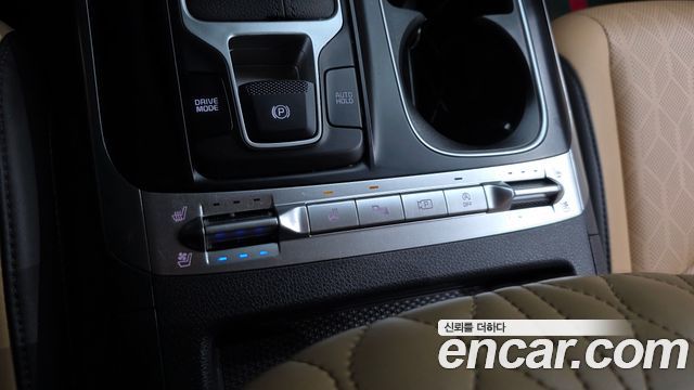 Kia Canival 2021 — photo 31
