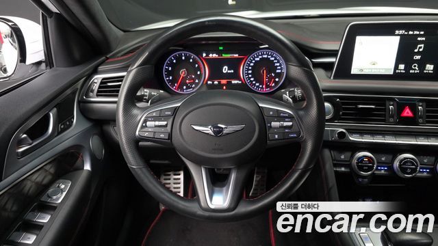 Genesis G70 2019 — photo 19