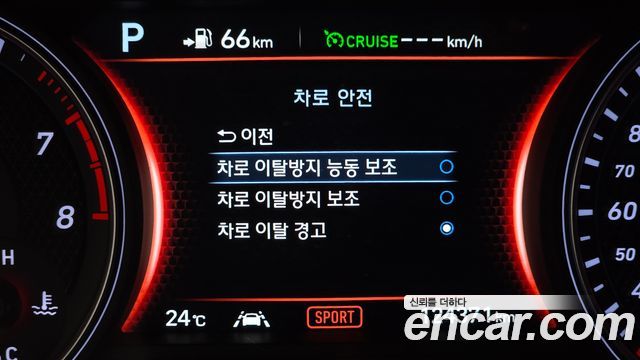 Genesis G70 2019 — photo 23