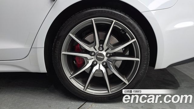 Genesis G70 2019 — photo 7