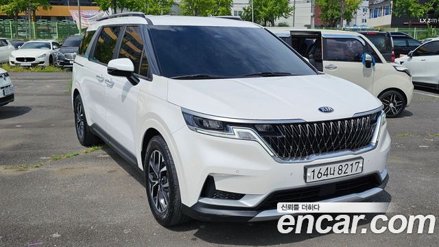 Kia Canival 2021 — photo 2