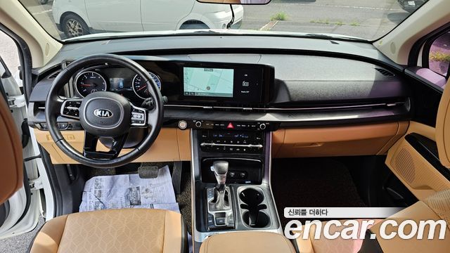 Kia Canival 2021 — photo 9
