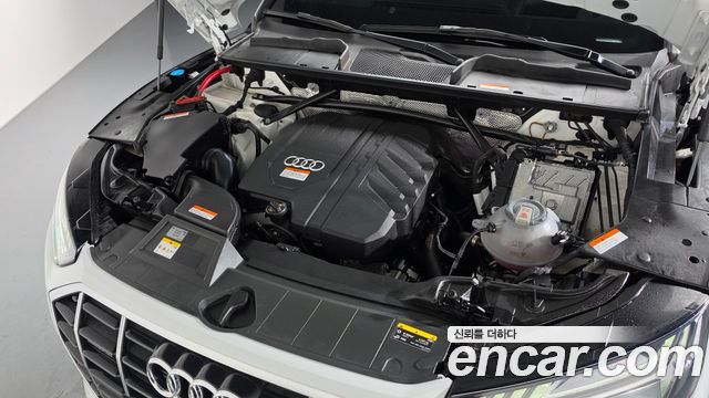 Audi Q5 2023 — photo 6