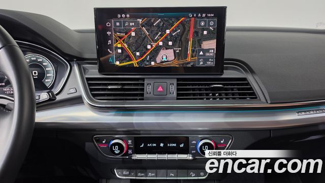 Audi Q5 2023 — photo 18
