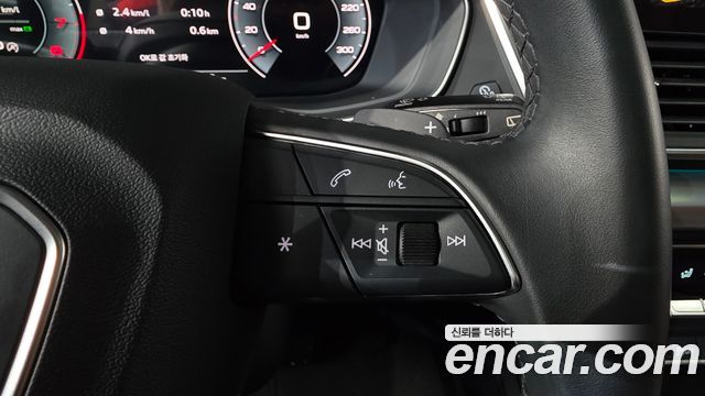 Audi Q5 2023 — photo 23