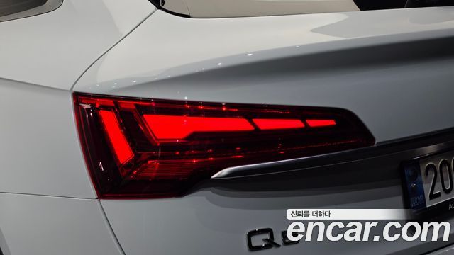 Audi Q5 2023 — photo 9