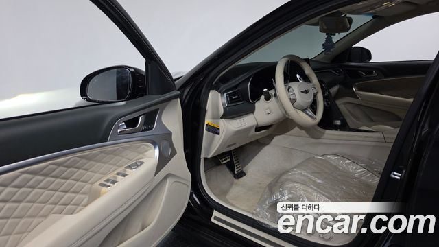 Genesis G70 2019 — photo 13