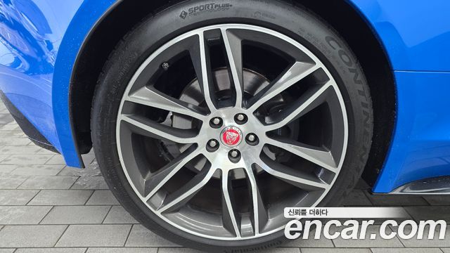Jaguar F-TYPE 2019 — photo 5