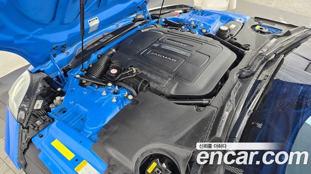 Jaguar F-TYPE 2019 — photo 6
